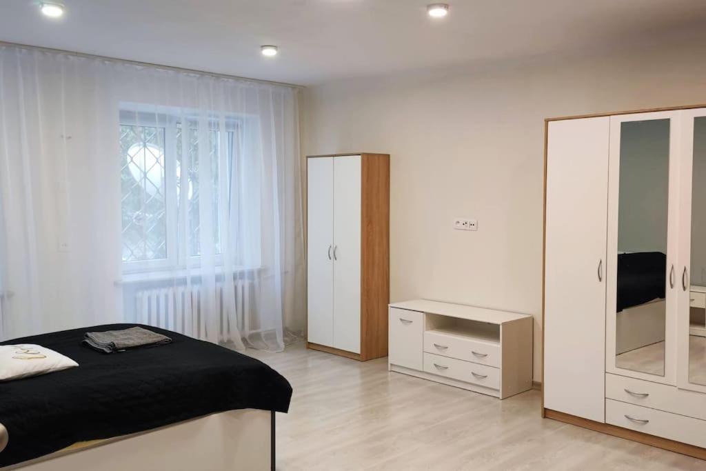 Two Room Apartment In A Prestigious Location Варшава Экстерьер фото